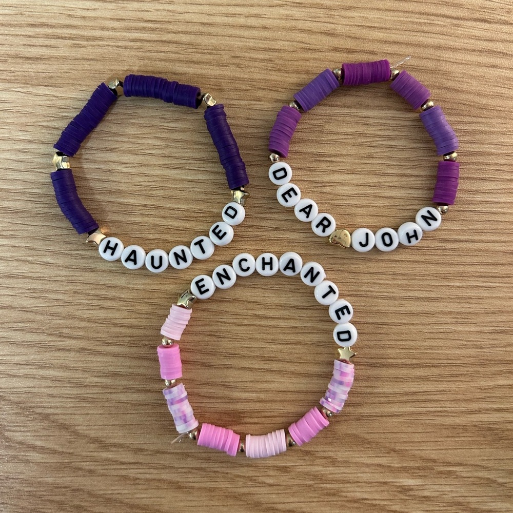 3 Speak Now friendship bracelets Taylor swift